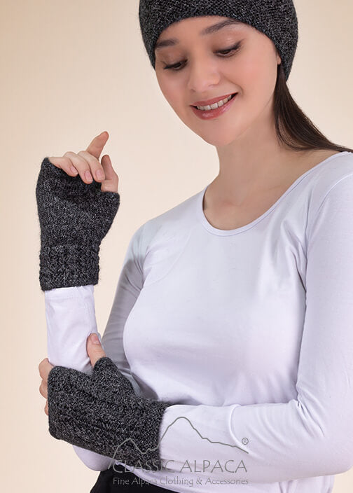 Alpaca Fingerless Gloves, Women's Gray Wool Gloves, Chunky Hand Knitted  Gloves, Soft Grey Cable Knit Hand Warmers, Warm Woolen Winter Gloves 