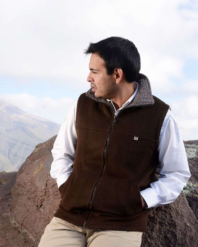 Moosehead Alpaca Vest – Living the Dream Alpaca Farm