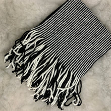 Pinstripe Knit Scarf (Color Options)