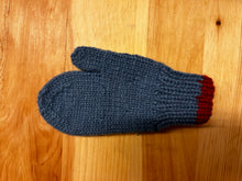 Kids Cable Pom Mitten (Color Options)