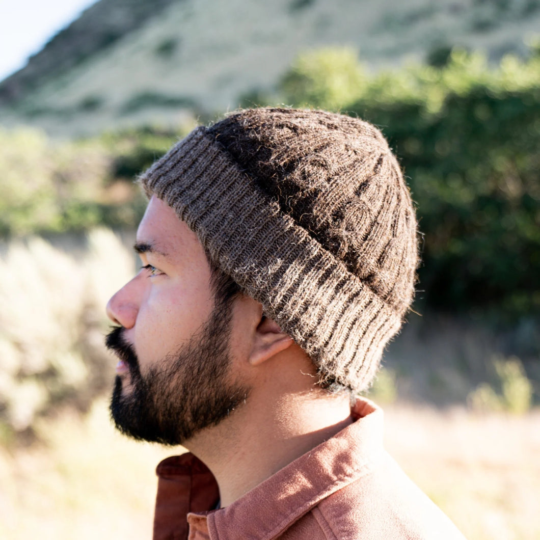 Knitted Reversible Cable Beanie (Color Options)