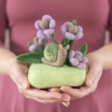 Garden Snail Mini Needle Felting Kit